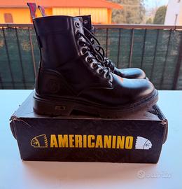 Stivaletti anfibi Americanino
