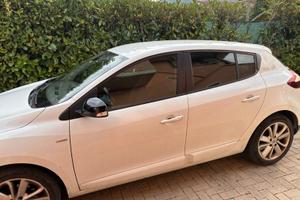RENAULT Mégane 1.5 dCi 110CV Start&Stop Limited