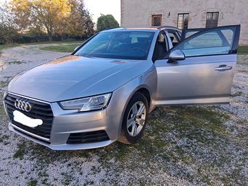 Audi A4 Avant 2.0 tdi business sport 150cv