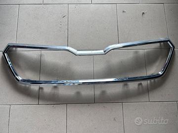 Mascherina griglia frontale Skoda Kamiq