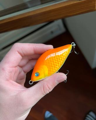 Esca artificiale fatta a mano