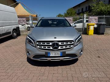 Mercedes-benz GLA 200 d Automatic Premium