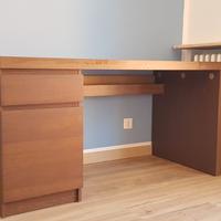 Scrivania Ikea Malm Wenge con cassettiera