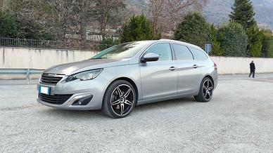 Peugeot 308 II SW 2.0 bluehdi 16v Allure s