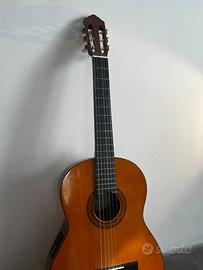 Chitarra classica YAMAHA