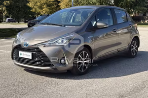 TOYOTA Yaris 1.5 Hybrid 5 porte Cool