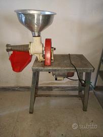 Macchina per pomodori 