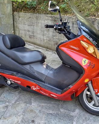 Suzuki Burgman 400