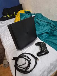 PlayStation 4 slim