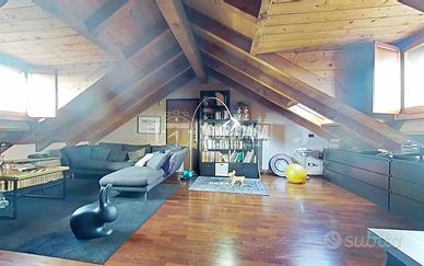 RECENTE TRILOCALE CON BOX!