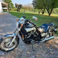 Yamaha VMAX - 1999