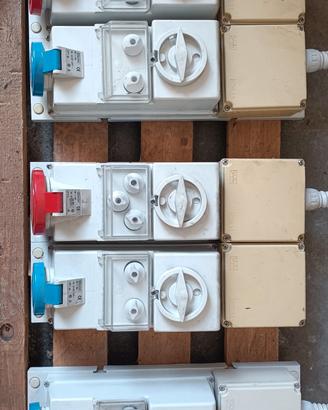 materiale elettrico e plafoniere 