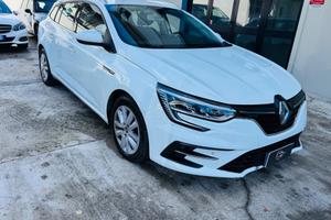 Renault Megane Mégane Blue dCi 115 CV EDC R.S. Lin