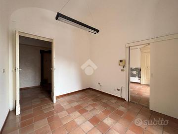 3 LOCALI A ATRI