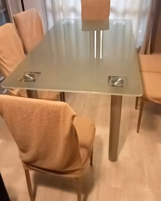 Tavolo vetro