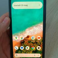 Cellulare  Xiaomi Mi A3 con due cover