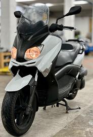 Yamaha X-Max 250 - 2010