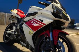 Yamaha YZF-R1