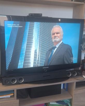 TV Samsung LCD 42" Samsung con dgt terrestre 