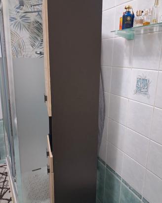 Mobiletto per bagno girevole con specchio