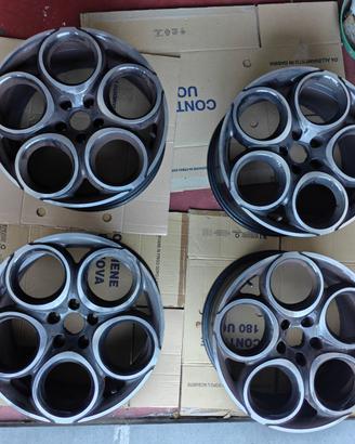 Cerchi originali Alfa Romeo 18 pollici usati