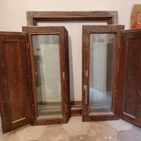 finestra in legno con doppio vetro