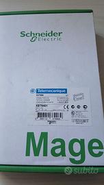 Terminale Magelis XBTN401