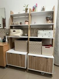 Scaffali libreria a scala