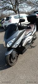 YAMAHA T MAX 2008