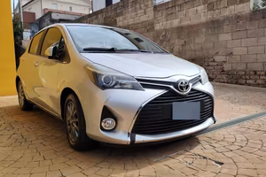 Toyota Yaris 1.3 Benz auto