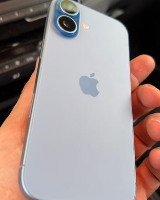 Iphone 17 Celeste Batteria 100%   5 mesi di vita