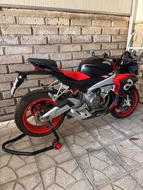 APRILIA TUONO 660 SOLO KM 1.800