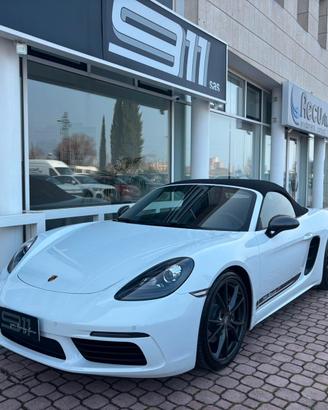 Porsche 718 Spyder Boxster 2.0 T