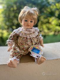 Bambola da collezione the Promenade Collection