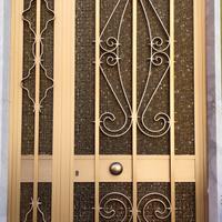 portone di casa in alluminio 