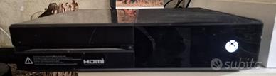 XBOX ONE+SENSORE KINECT (Usata)