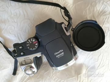 Fujifilm FinePix S8000fd