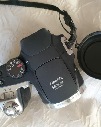 Fujifilm FinePix S8000fd