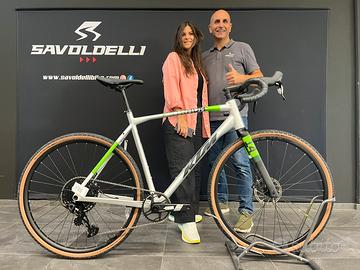 Biciclette GRAVEL KTM X-STRADA 15 PRO Sconto 35 %