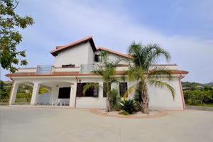 Disponibile ad Agosto