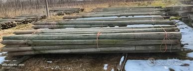 Pali in legno
