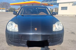 PORSCHE CAYENNE 4X4 GPL TRATTABILE