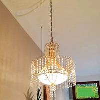 Lampadario color oro con cristalli