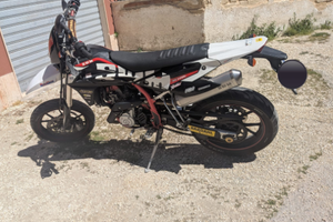 Swm sm r 125