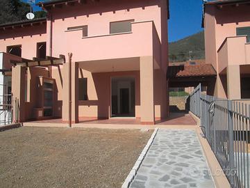 Villa CLASSE A+ con 3 Camere e 3 Bagni-NO AGENZIA-