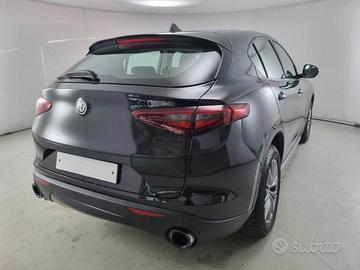 STELVIO 2.2 Turbo Diesel 180CV AT8 Q4 BUSINESS