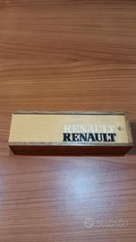 Domino Renault 