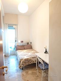 Stanza singola ristrutturata a Porta Genova M2\FS