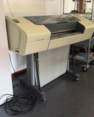 Plotter HP Designjet T610 24"