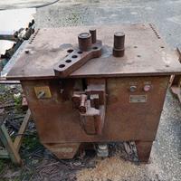 Macchina taglia/piega ferro